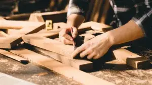 offre emploi menuisier agenceur Jura