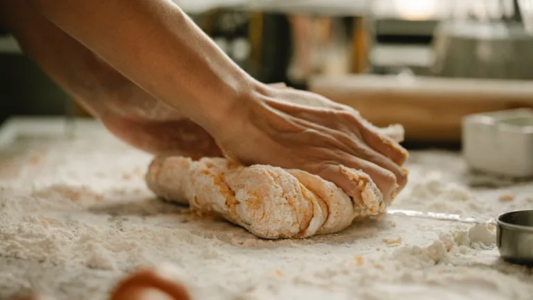 Lire la suite à propos de l’article Offre d’emploi : Boulanger / Boulangère – CDI à Montréal-la-Cluse (01)