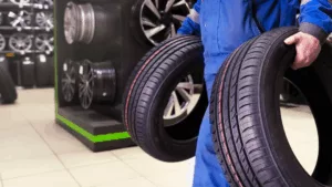 Monteur de pneumatiques VUL, PL et Véhicules industriels