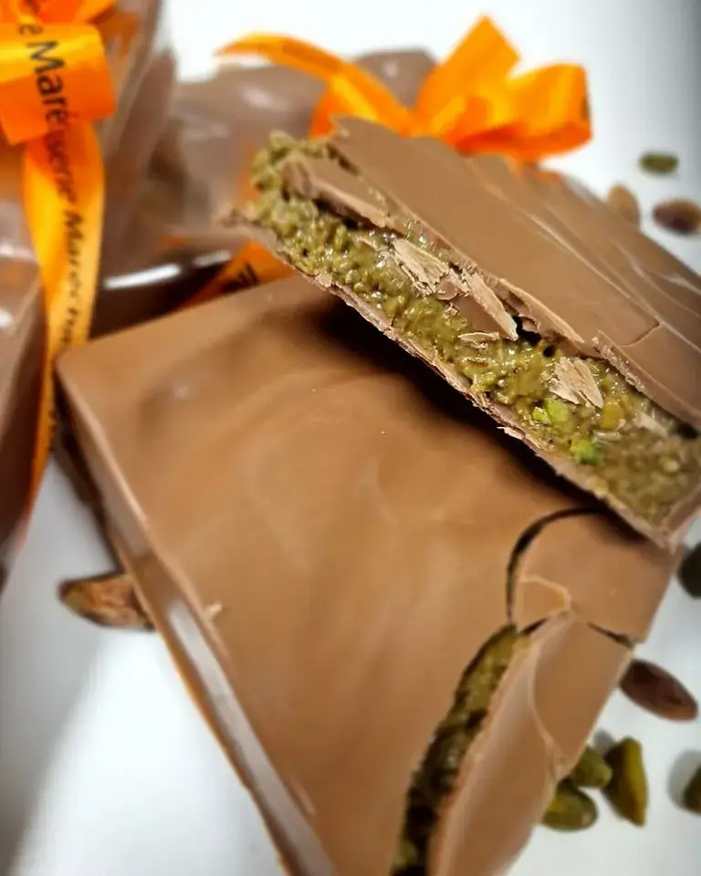 Lire la suite à propos de l’article Offre d’emploi : Vendeur(euse) en Pâtisserie-Chocolaterie – CDI à Oyonnax (01)