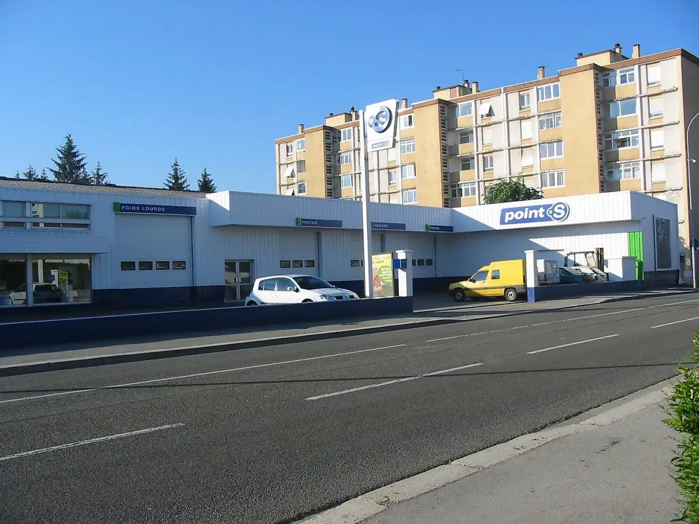 OYONNAX 1